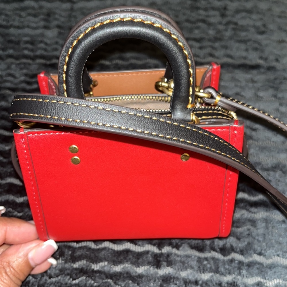Authentic Coach mini bag - Picture 6 of 6